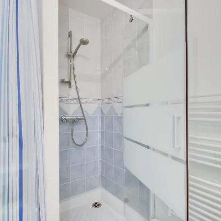 Apartment Clos Schuman By Interhome Saint-Malo